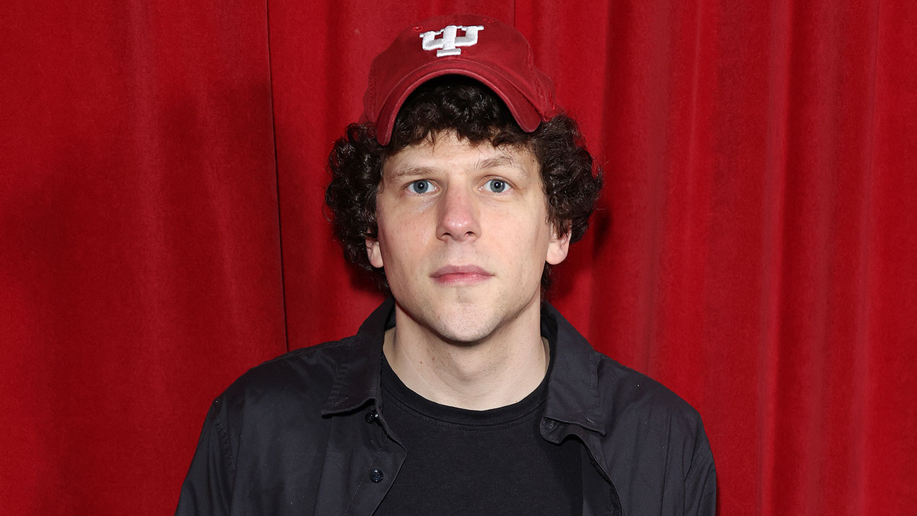 Jesse Eisenberg is a movie actor who is most known for his performance as Mark Zuckerberg in the 2010 film The Social Network, for which he was nominated for an Academy Award. He has also appeared in the films The Squid and the Whale, Adventureland, Charlie Banks' Education, 30 Minutes or Less, Now You See Me, and Zombieland. In the 2016 film Batman v Superman: Dawn of Justice, he portrayed Lex Luthor.
