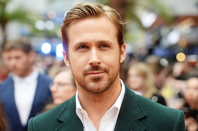 Ryan Thomas Gosling is a Canadian actor who was born on November 12, 1980. He started his career as a kid star on The Mickey Mouse Club (1993–1995) on the Disney Channel, and went on to feature in various family entertainment shows such as Are You Afraid of the Dark? (1995) and Goosebumps (1999). (1996). His first major film role was as a Jewish neo-Nazi in The Believer (2001), and he went on to appear in Murder by Numbers (2002), The Slaughter Rule (2002), and The United States of Leland (2003).