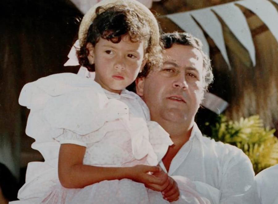 Pablo Escobar carrying his daughter, Manuela Escobar, when she was a kid