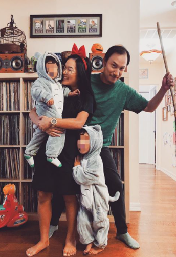 Ali Wong and Justin Hakuta with their 2 kids at their house