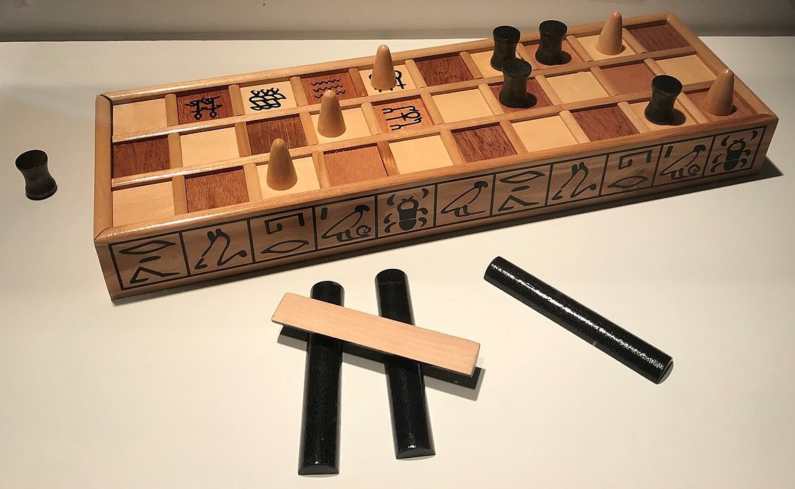 A board and a full set of accessories for the senet game