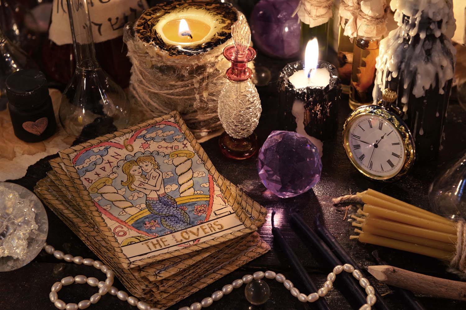 Online Tarot Readings Are Available, But What Is One? Psychic Sofa's Best Tarot Card Readings For 2022 