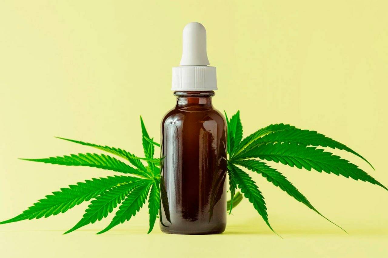 CBD Oil Side Effects And Who Should Avoid Using It