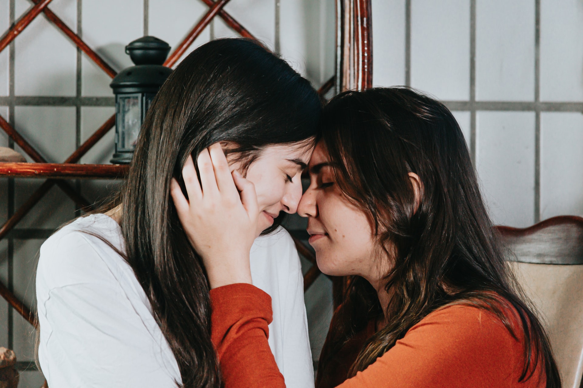 5 Ways We Know Dating Sites Help Lesbians