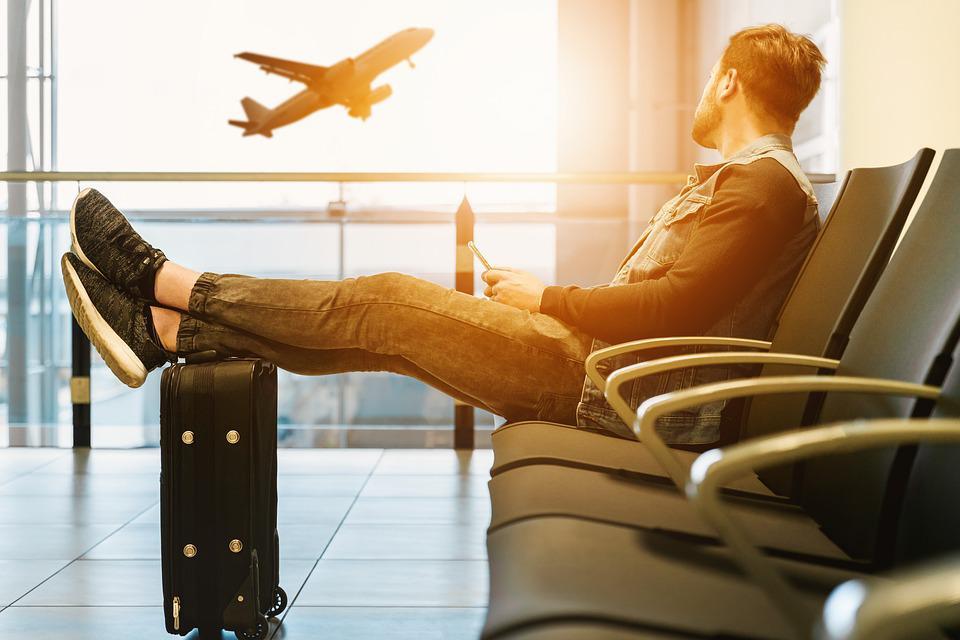 How To Survive A Long Layover