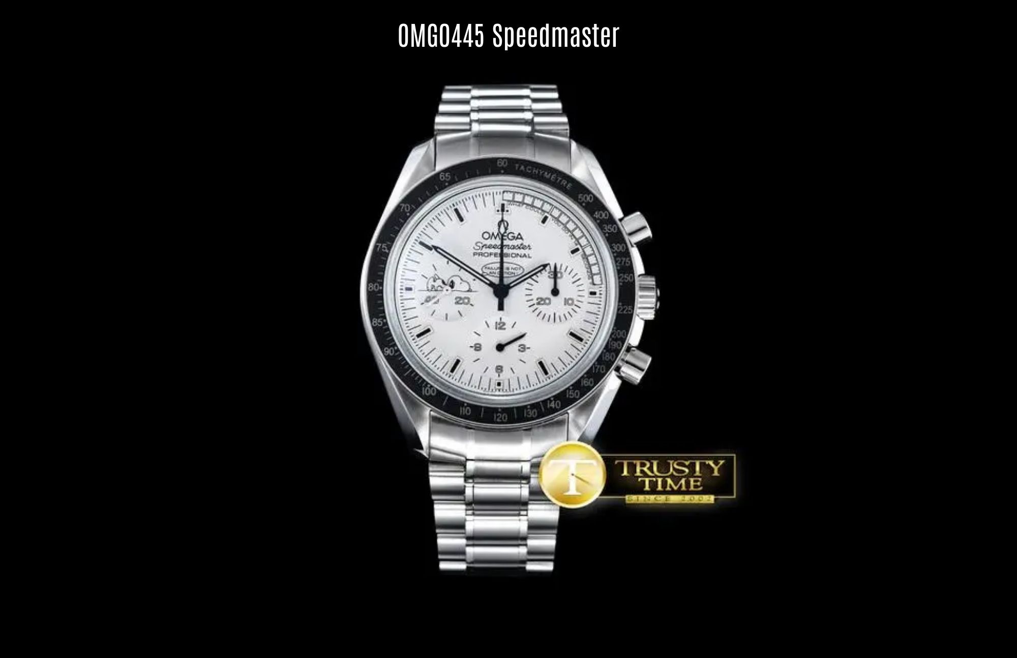 OMG0445 Speedmaster shows its stainless steel link bracelet and white dial