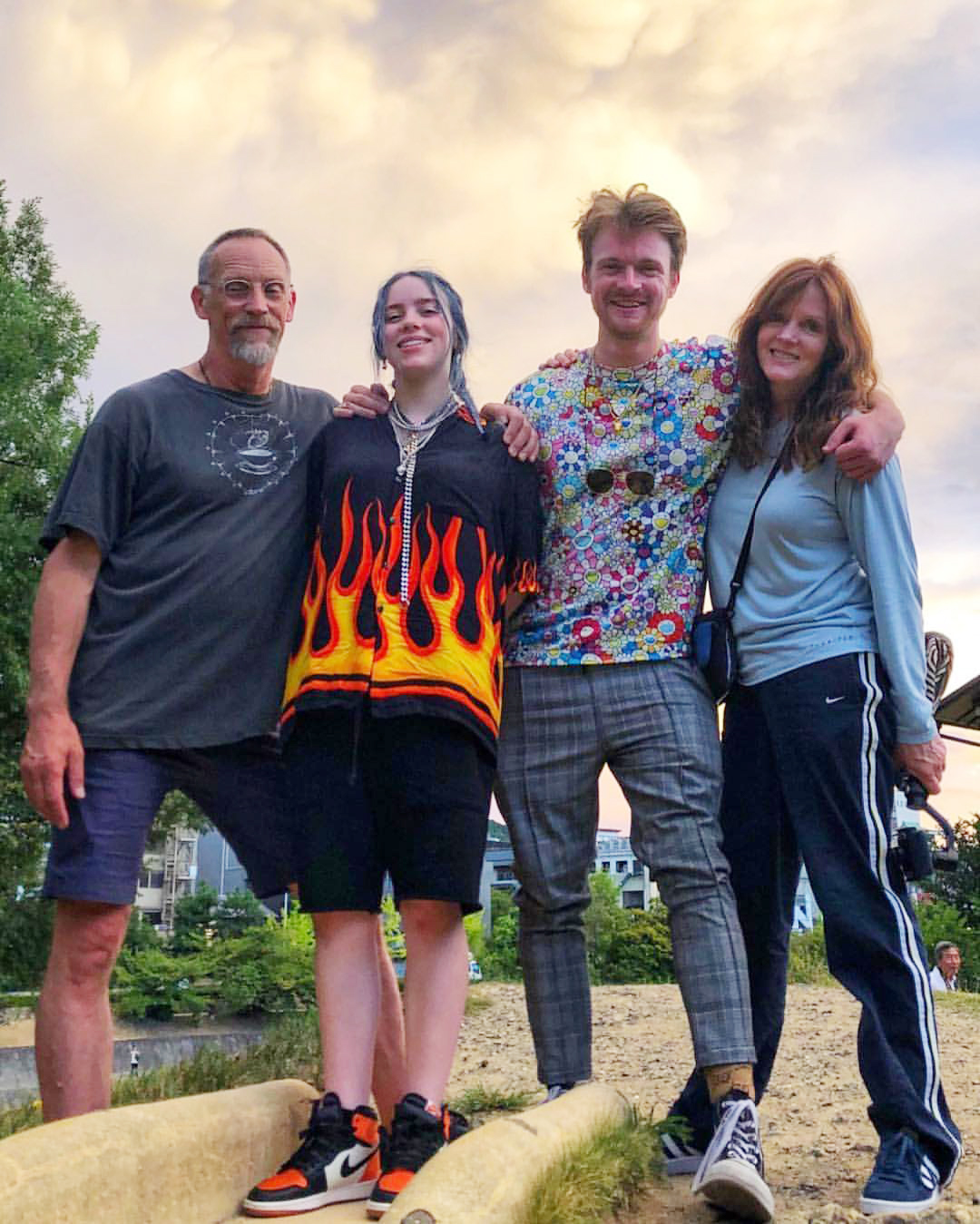 Billie Eilish with her family in beautiful weather