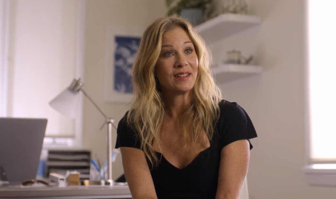 Dead To Me Season 3 Scenes Were Changed To Accommodate Christina Applegate's Diagnosis