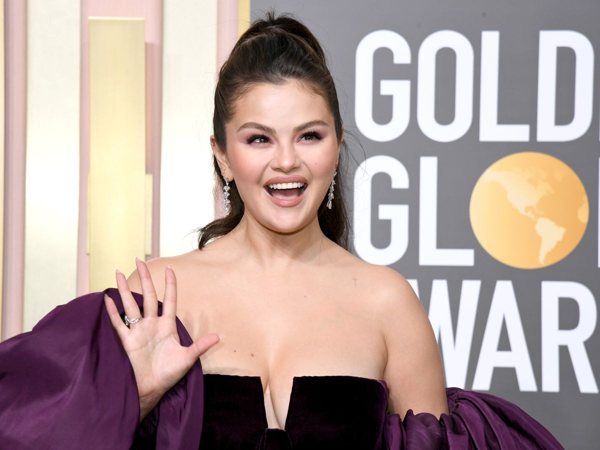 Pop Singer Selena Gomez Is Dating The Chainsmokers’ Drew Taggart
