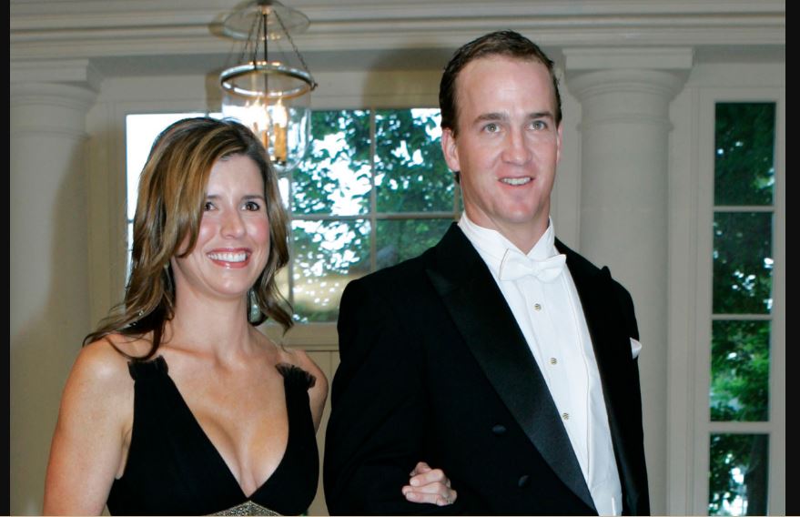 Ashley Manning and her husband Peyton Manning