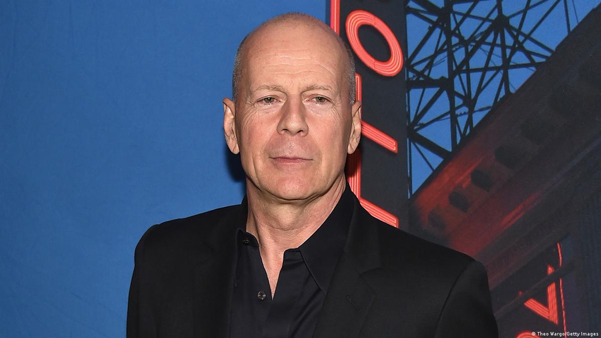 Bruce Willis Sings With His Family In Celebration Of His 68th Birthday