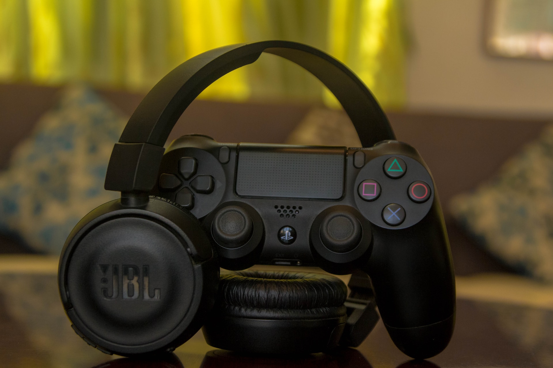 Best Headphones For PS3 - Find Your Perfect Gaming Audio Companion