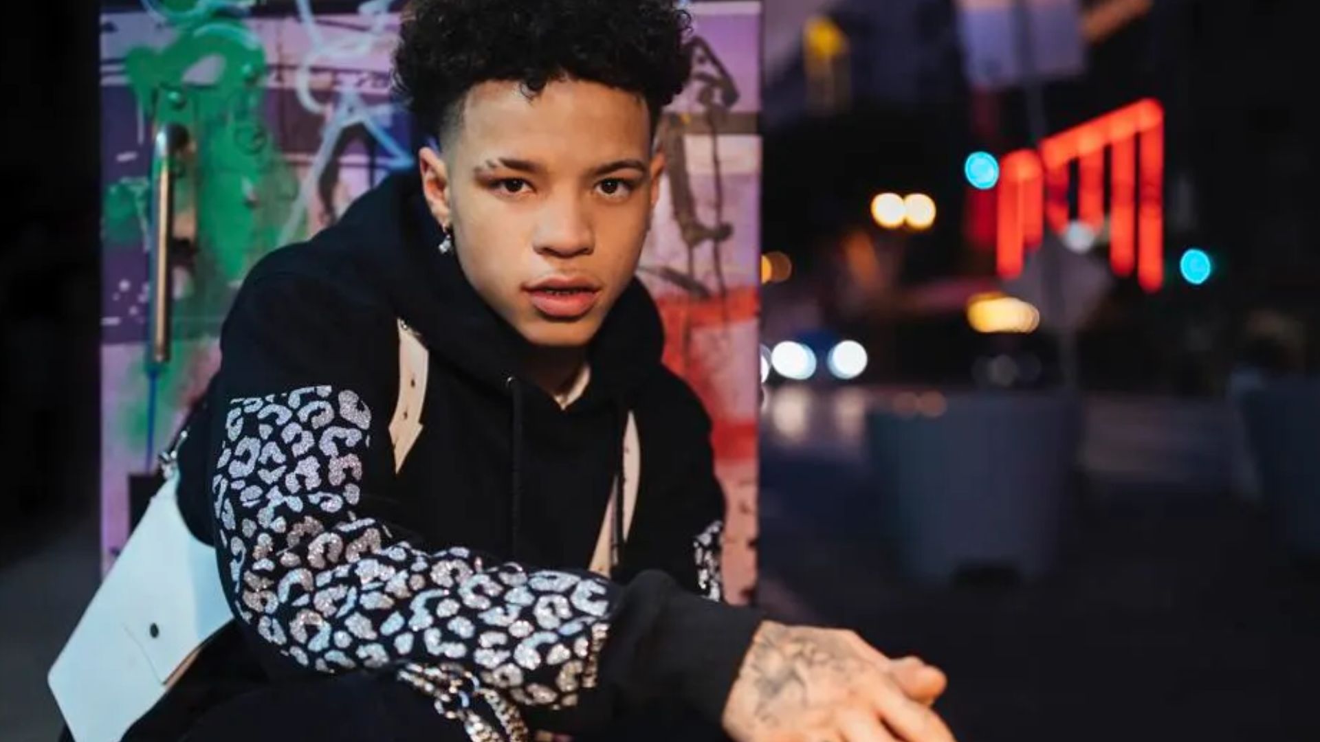 Lil Mosey Sitting On Road