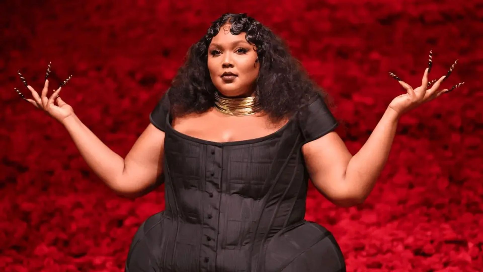 Lizzo Weight And Height, Lifestyle, Career, And Achievements