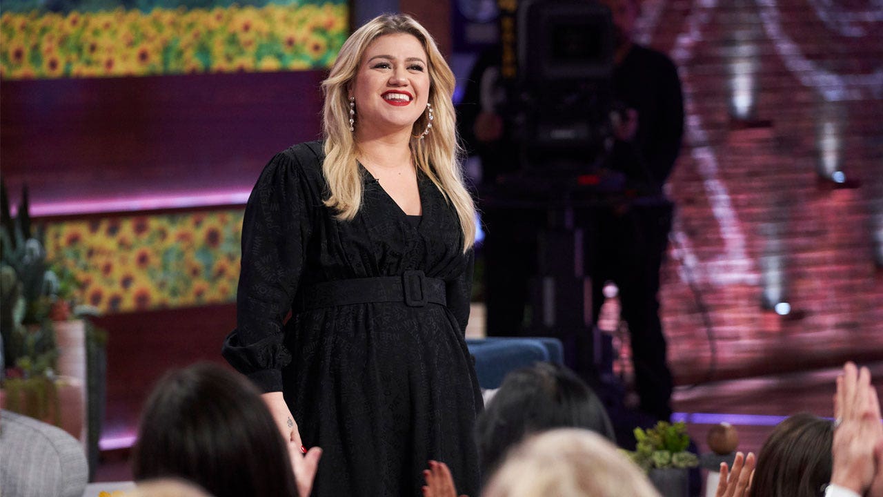 Former Employees Accused That Kelly Clarkson Show Is A Toxic Workplace