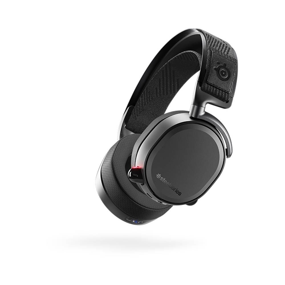 Black SteelSeries Arctis Pro headset
