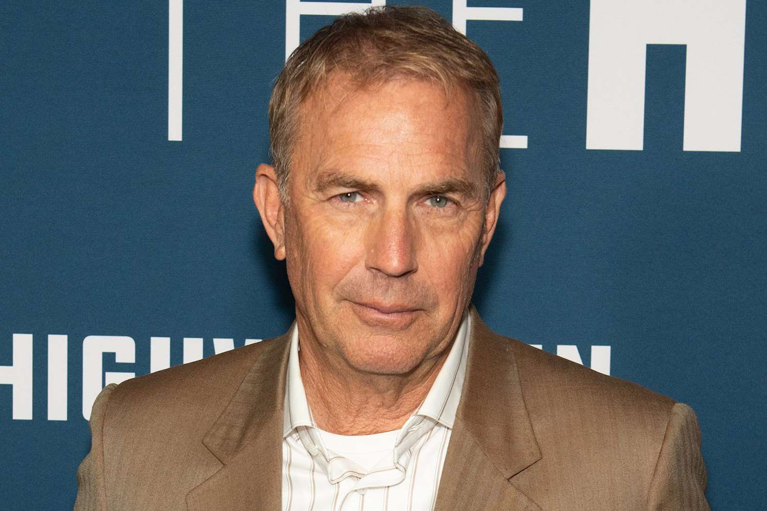 Kevin Costner Ex-wife Accuses Him Of Being 'Evasive' About His Finances During Nasty Divorce