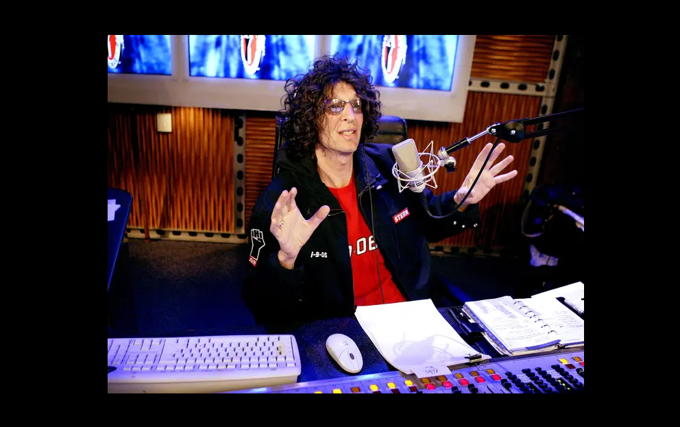 Howard Stern doing his show in FM Radio