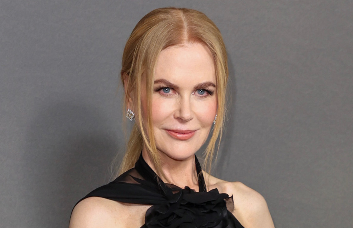 Nicole Kidman wearing a black dress