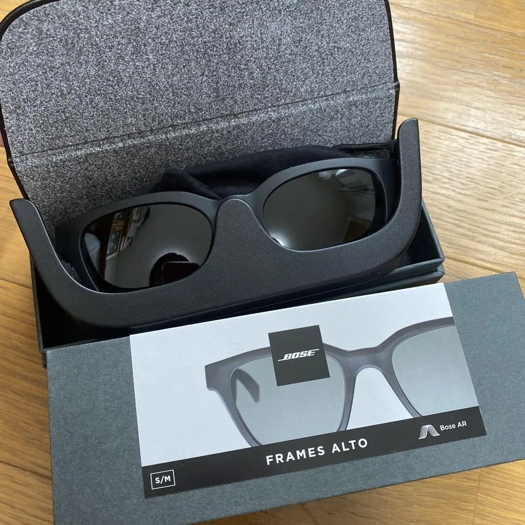 The Bose Frames Audio smart glassesin its box