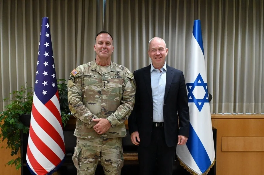 American general with israel defense minister